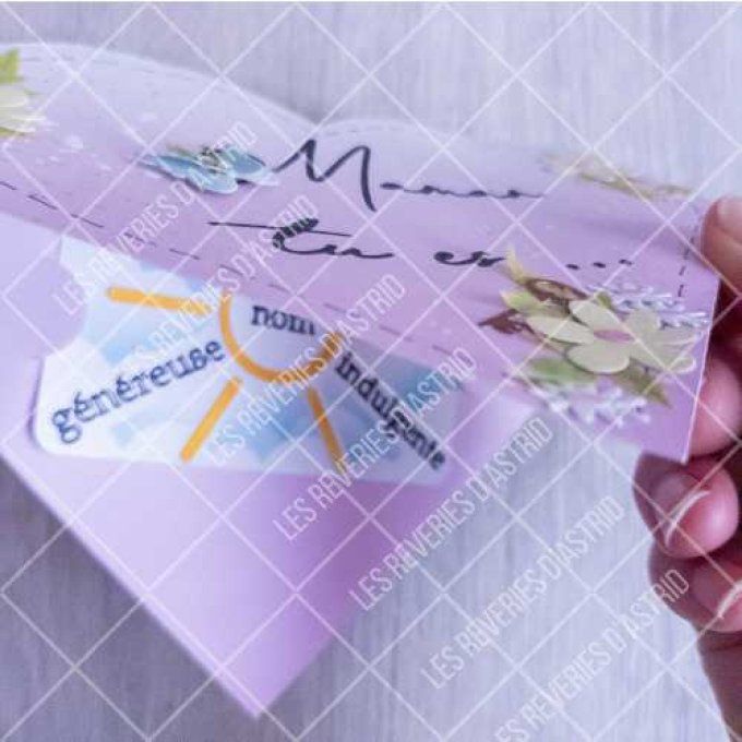 Carte en forme de cœur -  fond rose