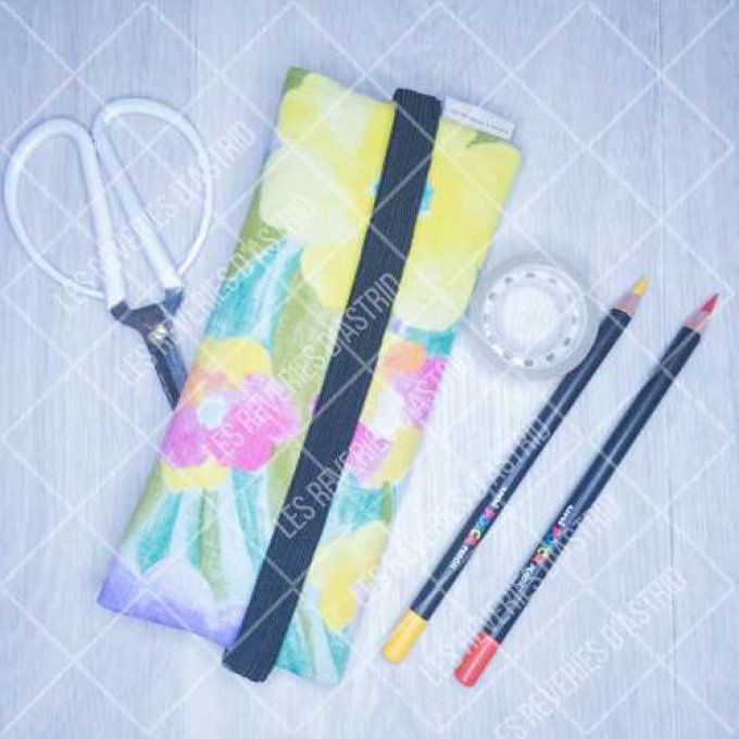 Trousse avec élastique pour un carnet A5 ou A4 - pièce unique