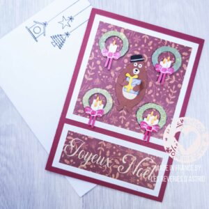 Carte de Noël avec ours et couronnes de Noël