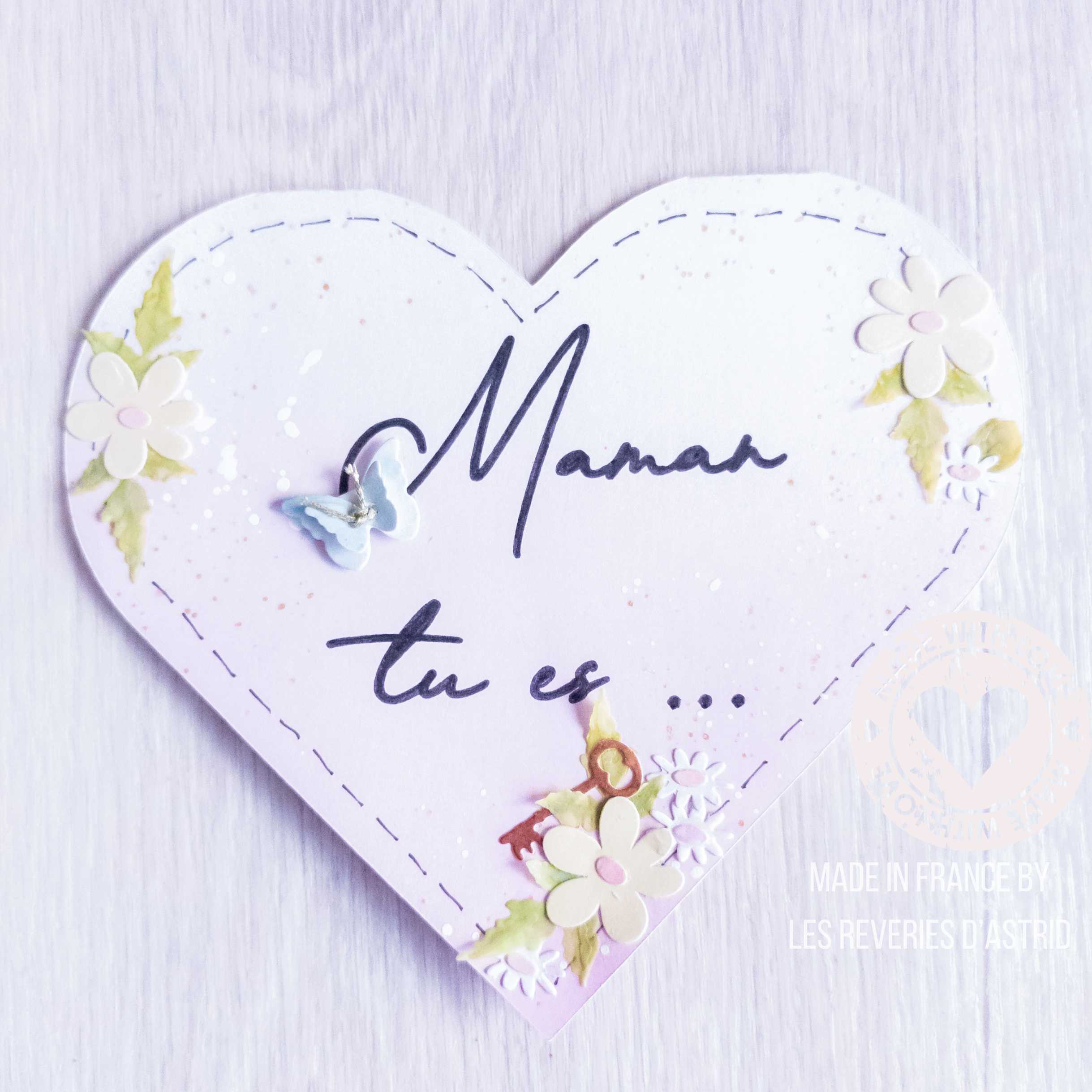 Carte en forme de cœur - fond rose