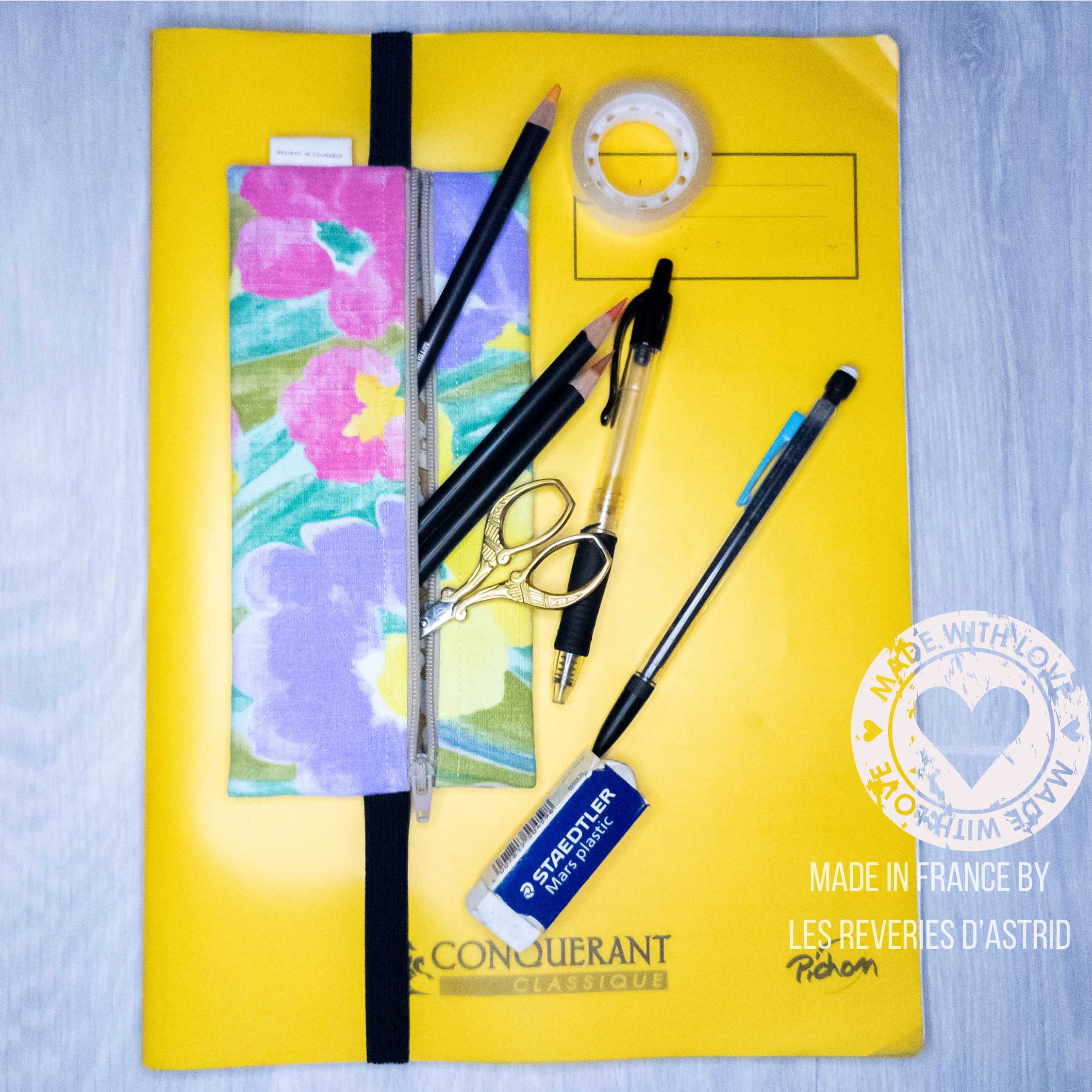 Trousse avec élastique pour un carnet A5 ou A4 - pièce unique – Image 3